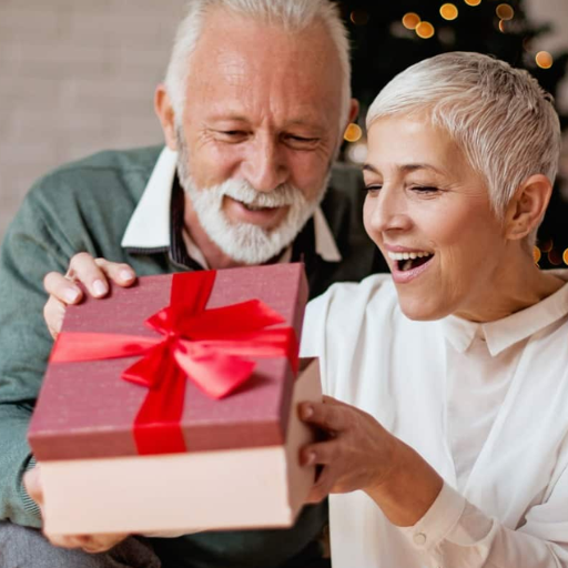 What Are the Top Anniversary Gift Ideas for Older Couples