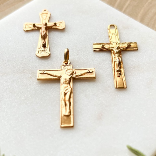 Choose the perfect Catholic gift for different recipients