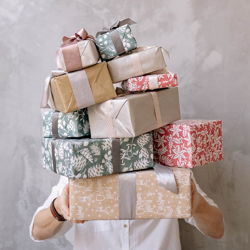 Ultimate Gift Guide: Gifts Everyone Can Use and Love