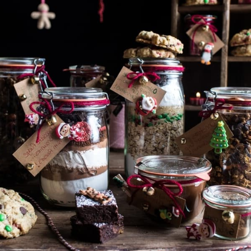 Make gifts in a jar look more professional